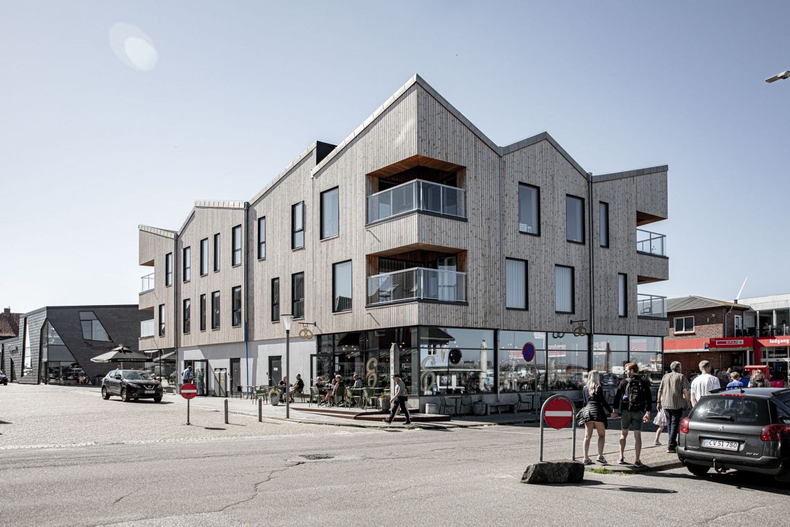 Stormgade i Hvide Sande, Arkitekt Bay Arch